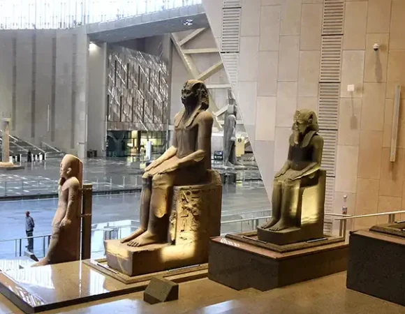 Cairo: Private Group Day Trip to Grand Egyptian Museum