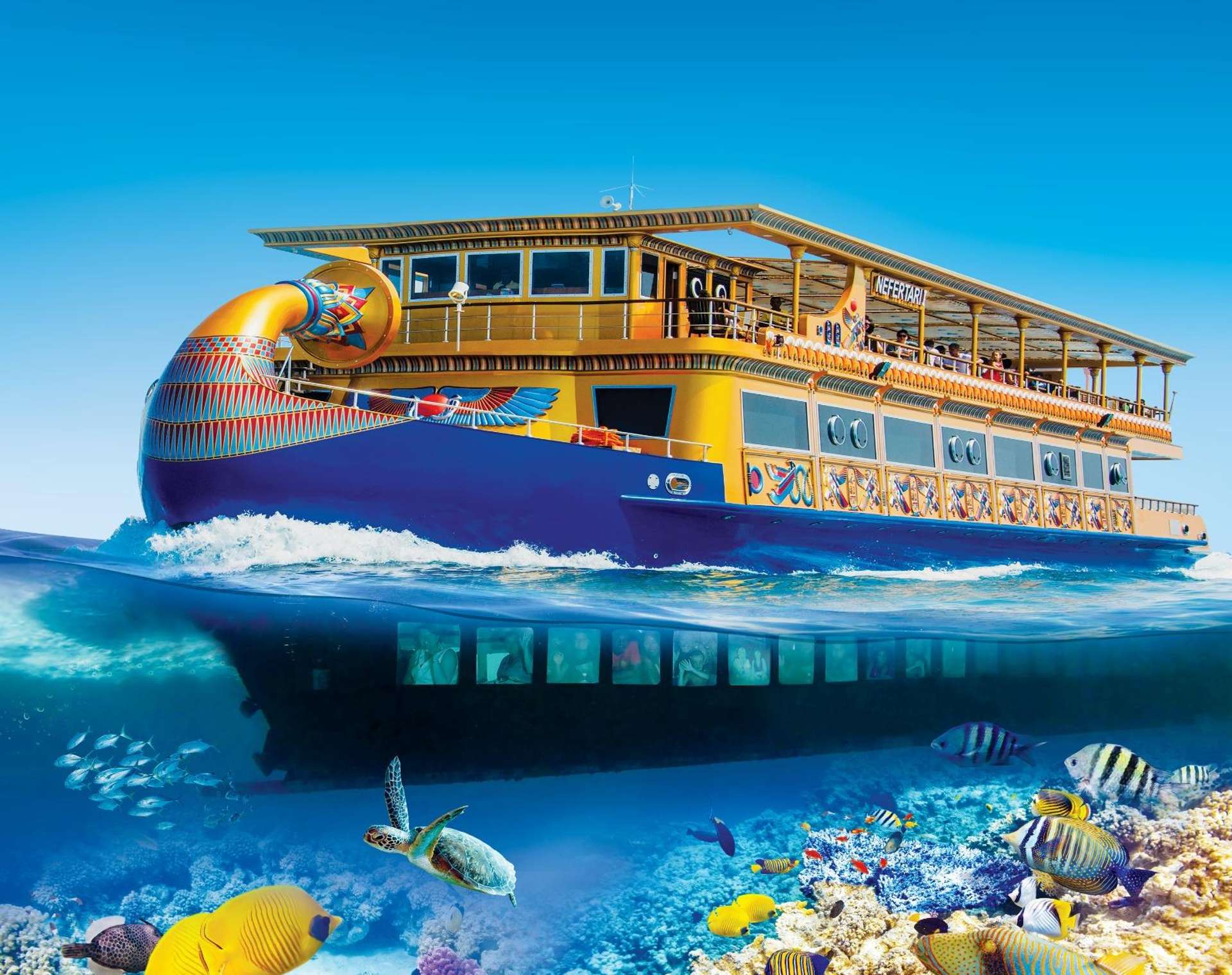 Hurghada: Nefertari cruise Submarine, Snorkeling & Luxury Dining