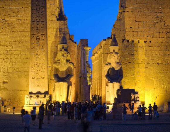 Private Luxor Day Trip from Hurghada by Minivan