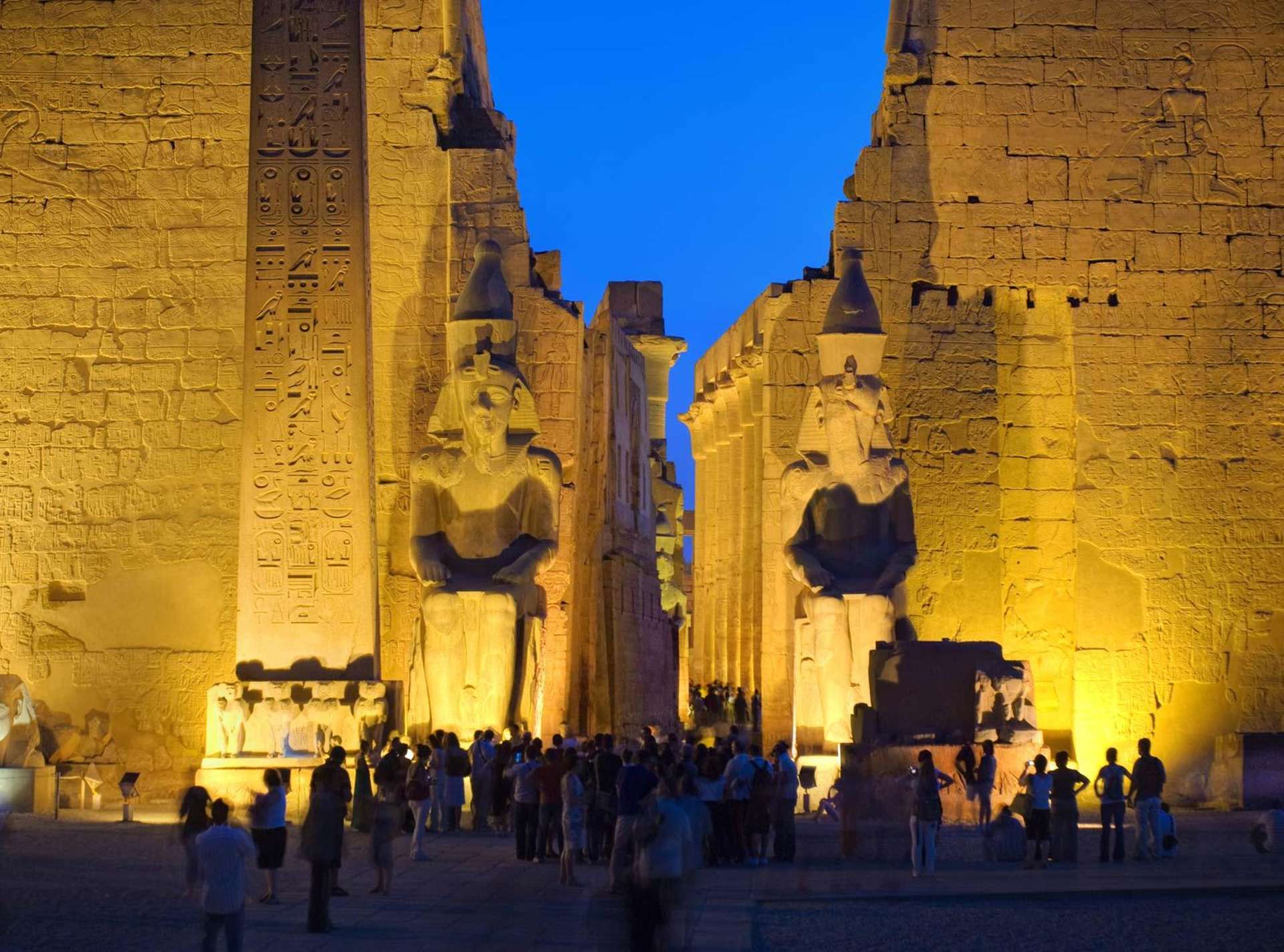 Private Luxor Day Trip from Hurghada by Minivan